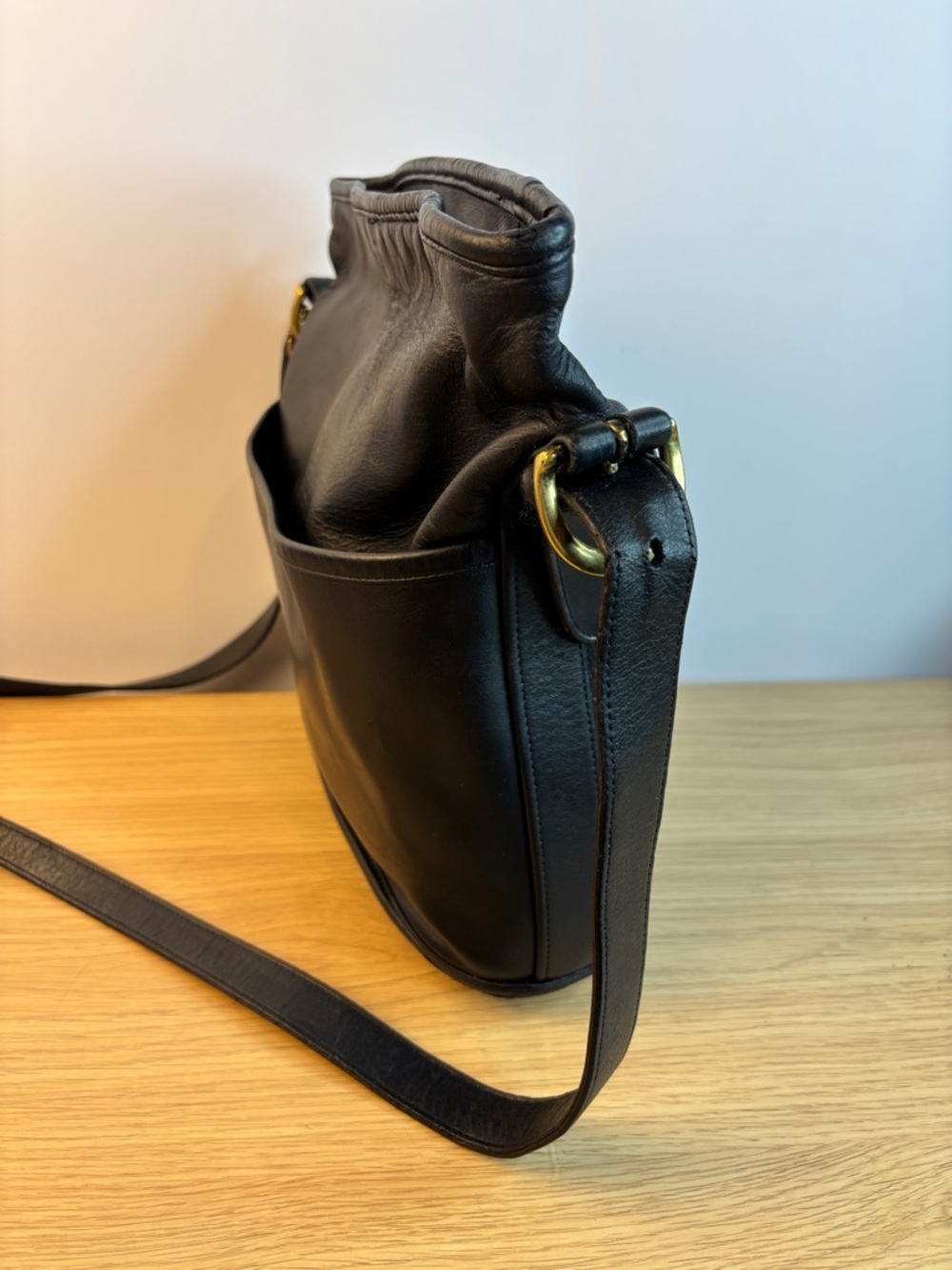Vintage Coach Bleecker Bucket Bag (Style #4153) in black leather. - Picture 4 of 16